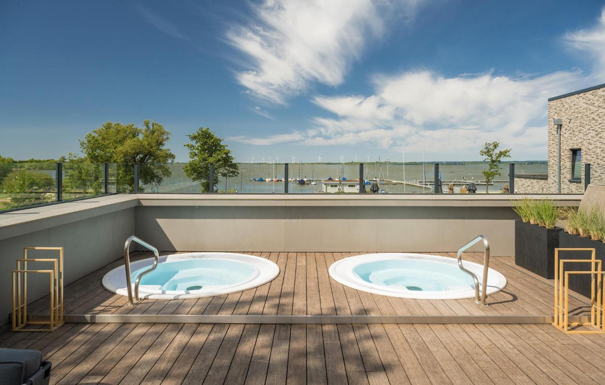 Amazing Home In Lembruch-Duemmer See With Wifi Eksteriør billede